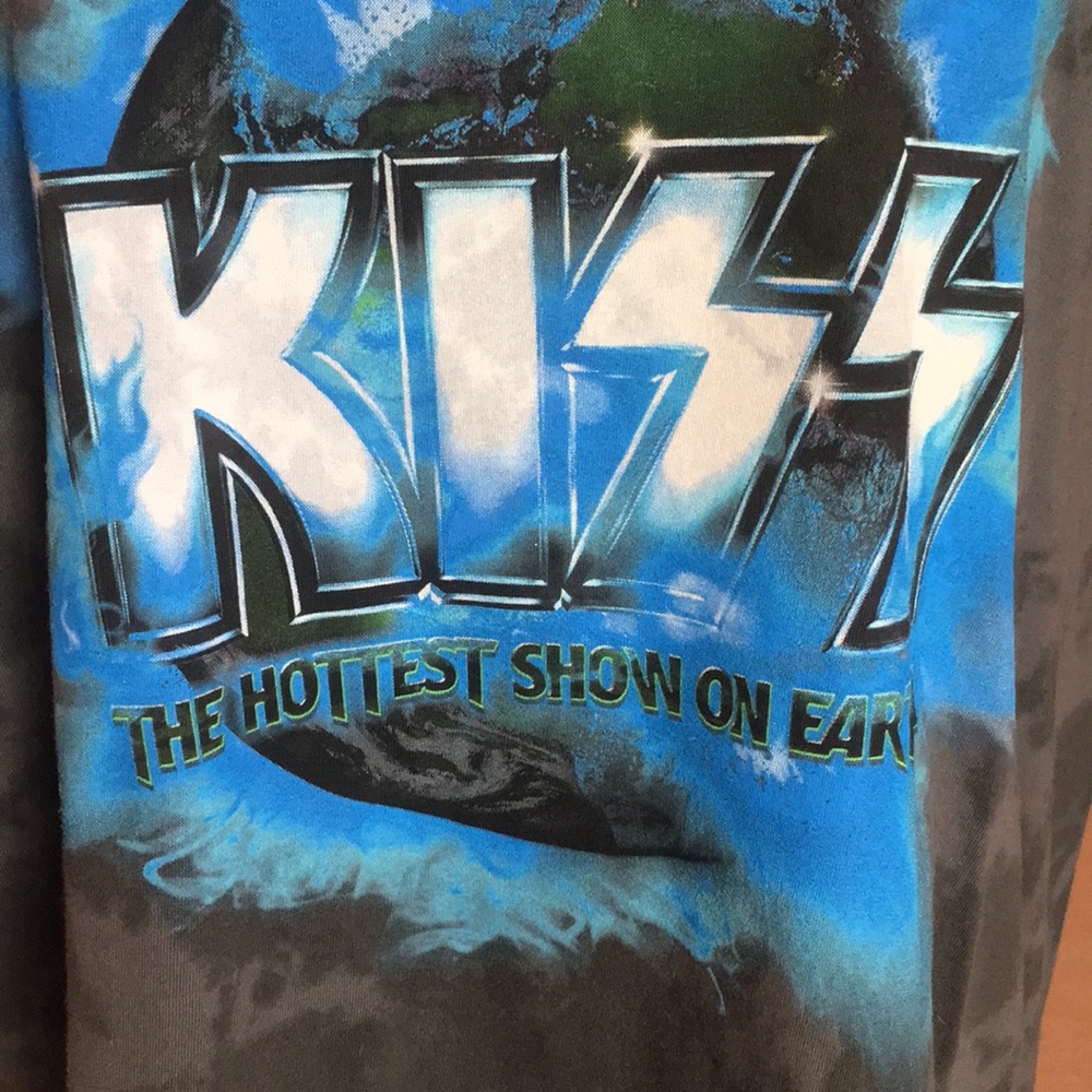 KISS Graphic Tee Shirt - Picture 3 of 6
